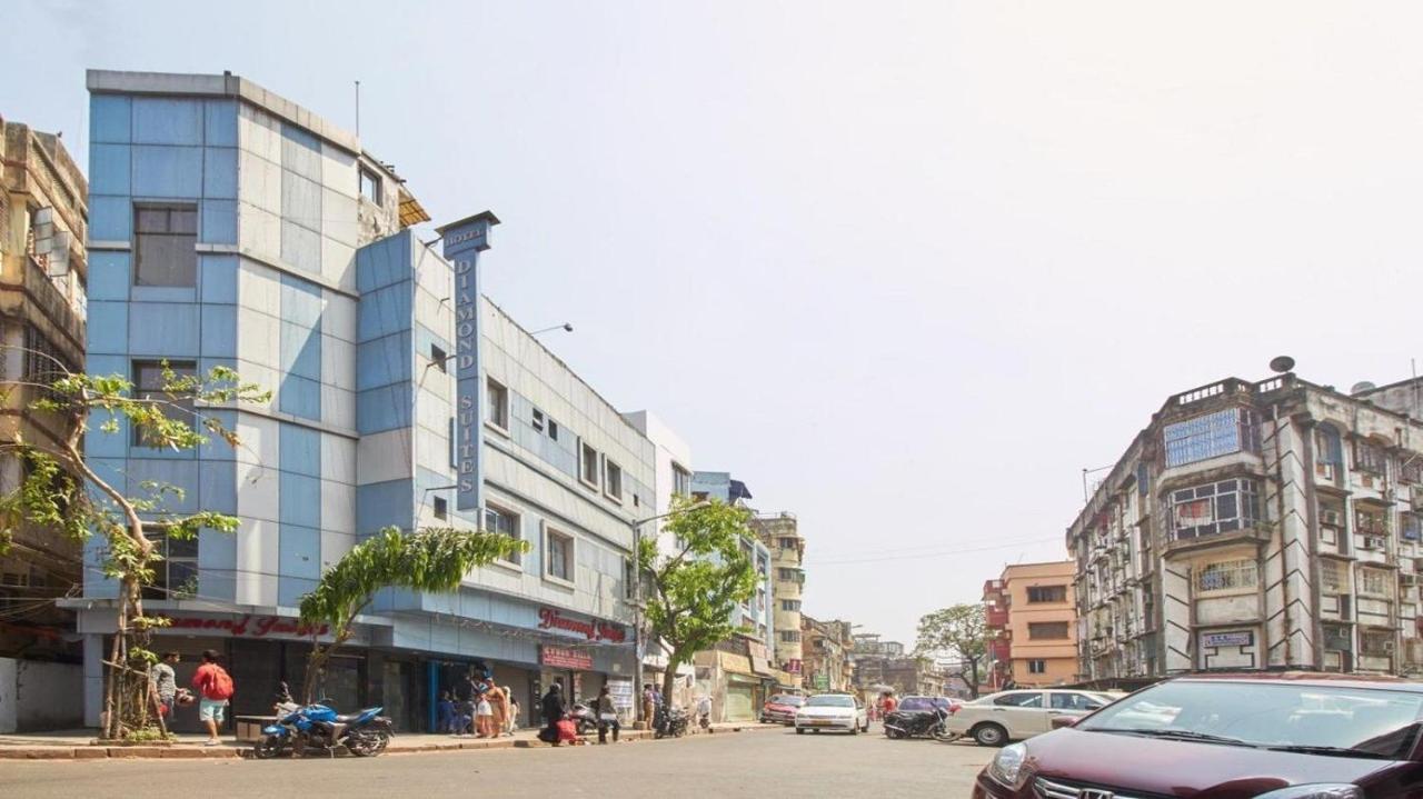 Hotel Diamond Suites Kolkata Bagian luar foto