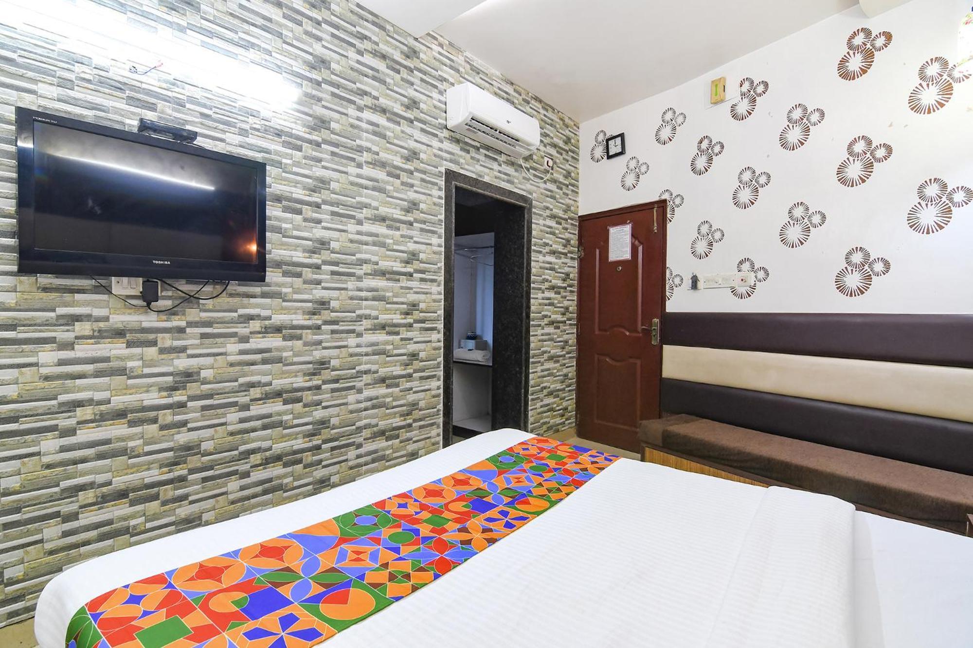 Hotel Diamond Suites Kolkata Bagian luar foto