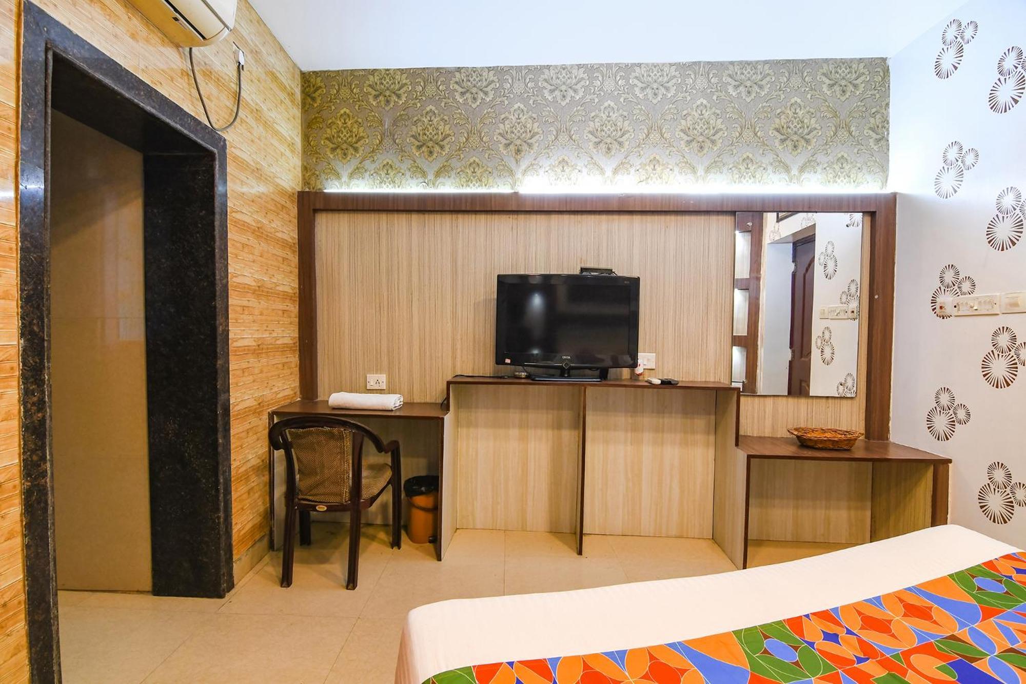Hotel Diamond Suites Kolkata Bagian luar foto