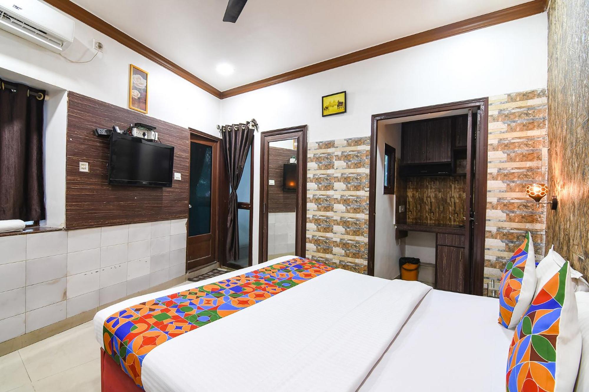 Hotel Diamond Suites Kolkata Bagian luar foto