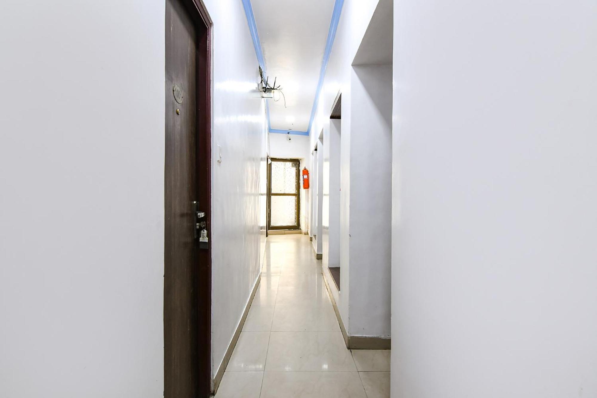 Hotel Diamond Suites Kolkata Bagian luar foto