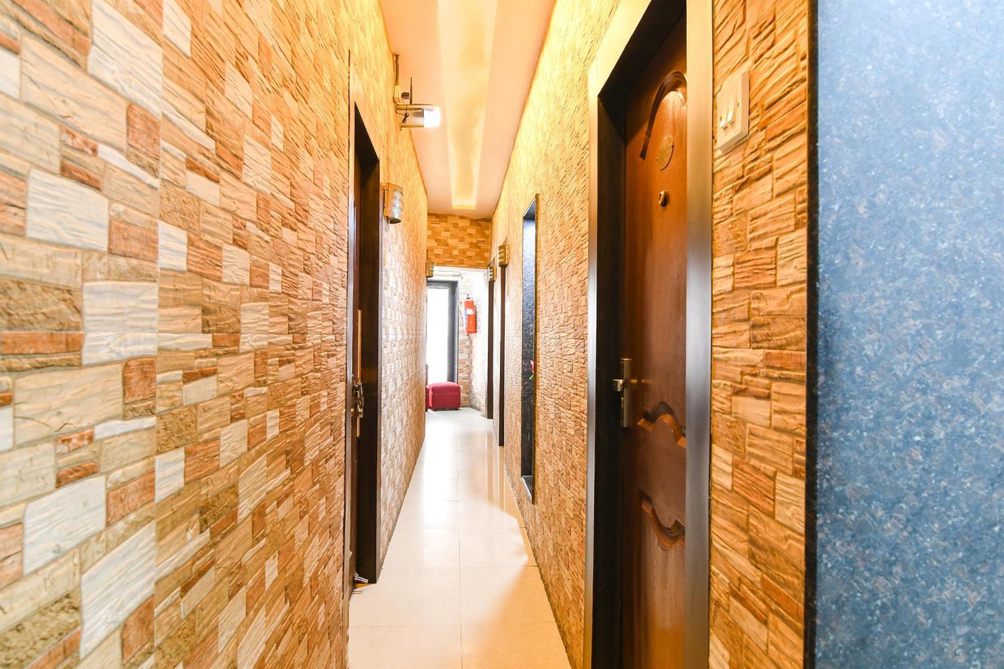 Hotel Diamond Suites Kolkata Bagian luar foto